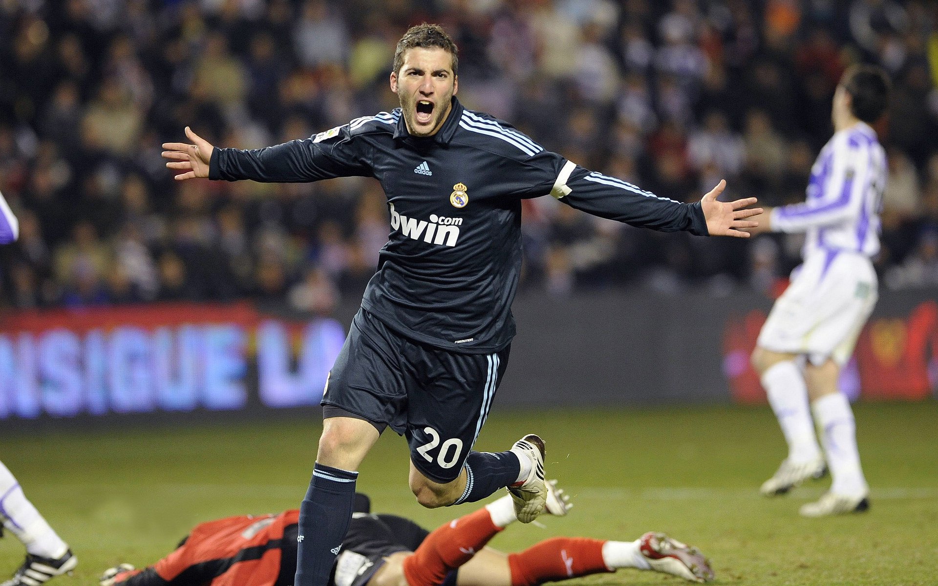 开云体育官网app-英超球员心率变异性指标指导恢复训练的应用探索，运动员心率变异性